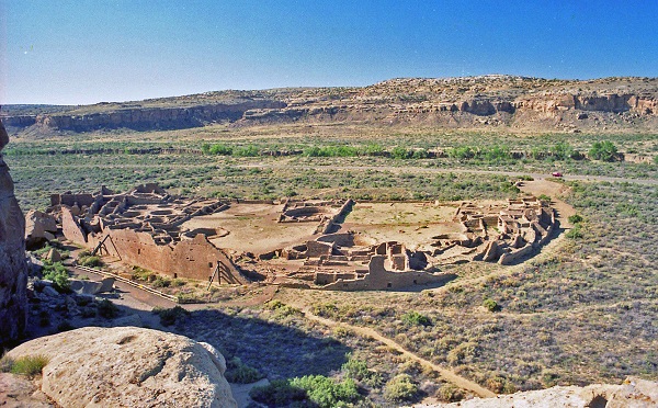 Pueblo Bonito at Chaco Canyon, New Mexico. Photo by mksfca, Creative Commons Flickr.