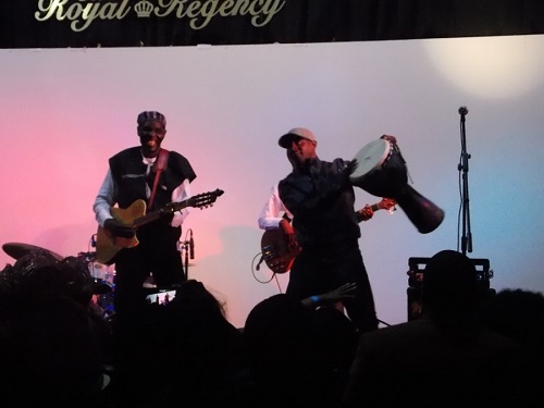 Oliver Mtukudzi and Sulumani Chimbetu in London