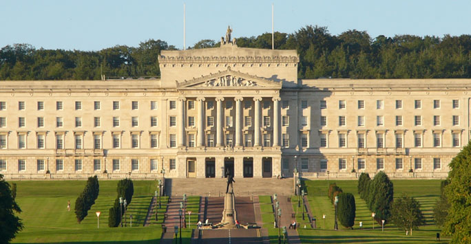 Stormont-Box