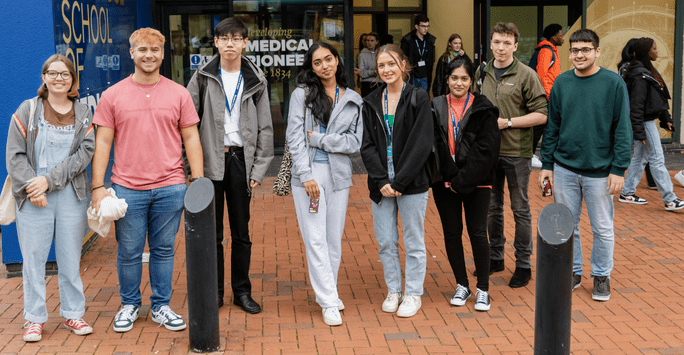 students take part in walking tour